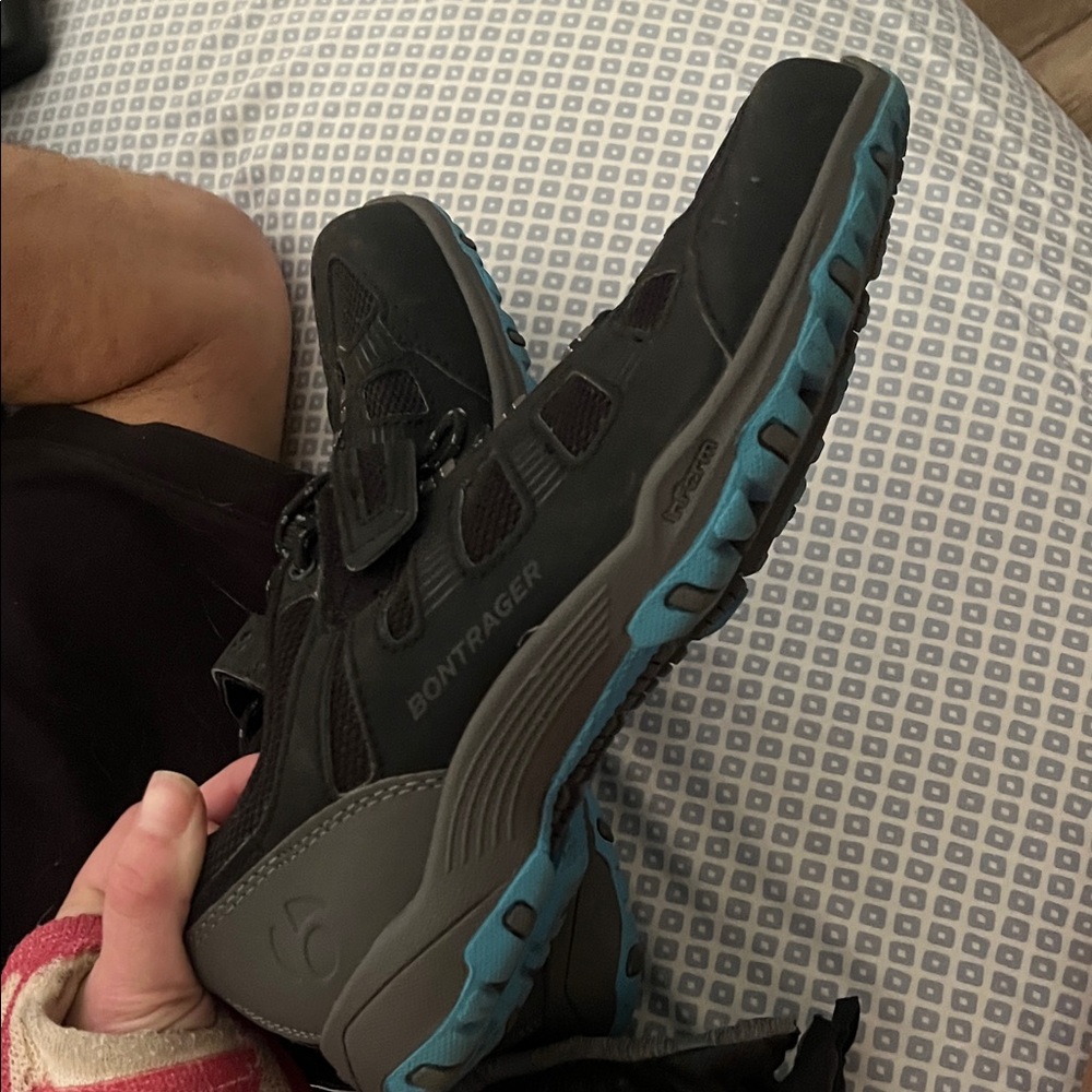Bontrager Women's Athletic Shoes - Black and Blue